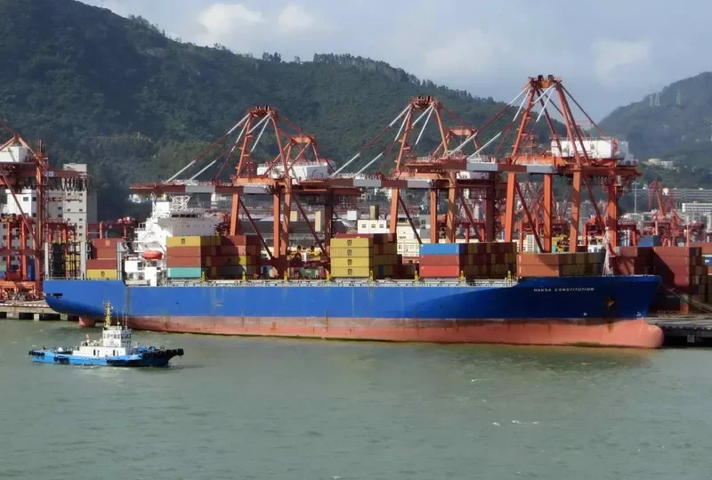 HANSA CONSTITUTION Container Ship IMO 9124524 photo 5