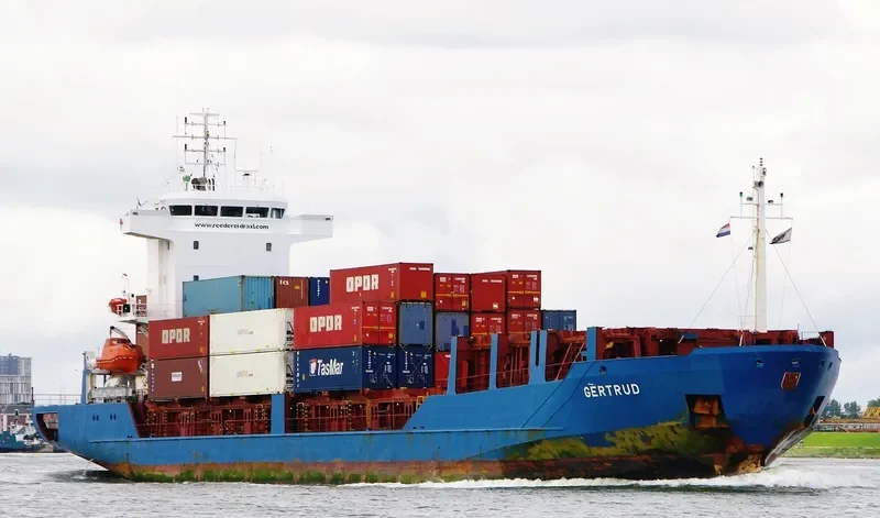 AHLAM Container Ship IMO 9124574 photo 2