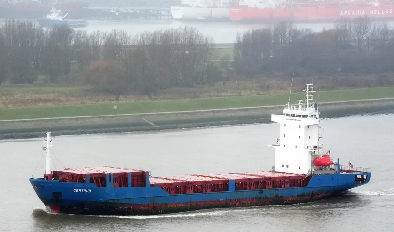 AHLAM Container Ship IMO 9124574 photo 4