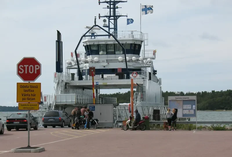 AURORA Ro-Ro IMO 9126792 photo 10