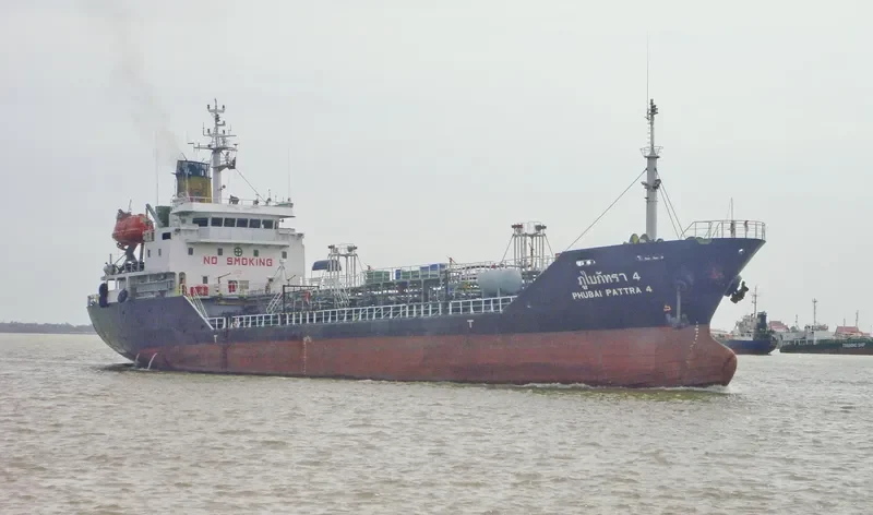 PHUBAI PATTRA 4 Tanker IMO 9127447 photo 4
