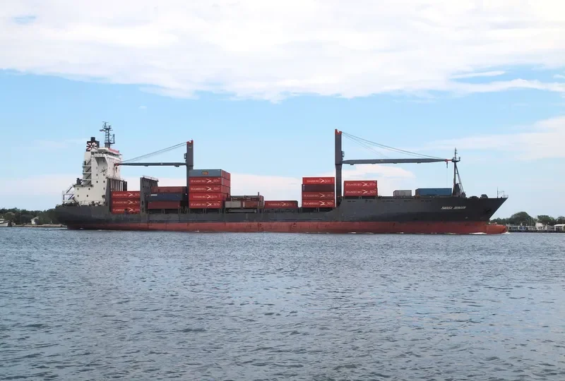 HANSA BERGEN Container Ship IMO 9128477 photo 3