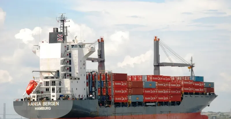 HANSA BERGEN Container Ship IMO 9128477 photo 8