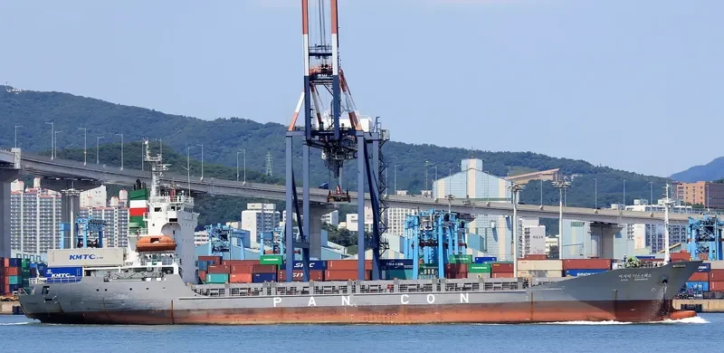 SEA EXPRESS NO.8 Container Ship IMO 9129756 photo 2