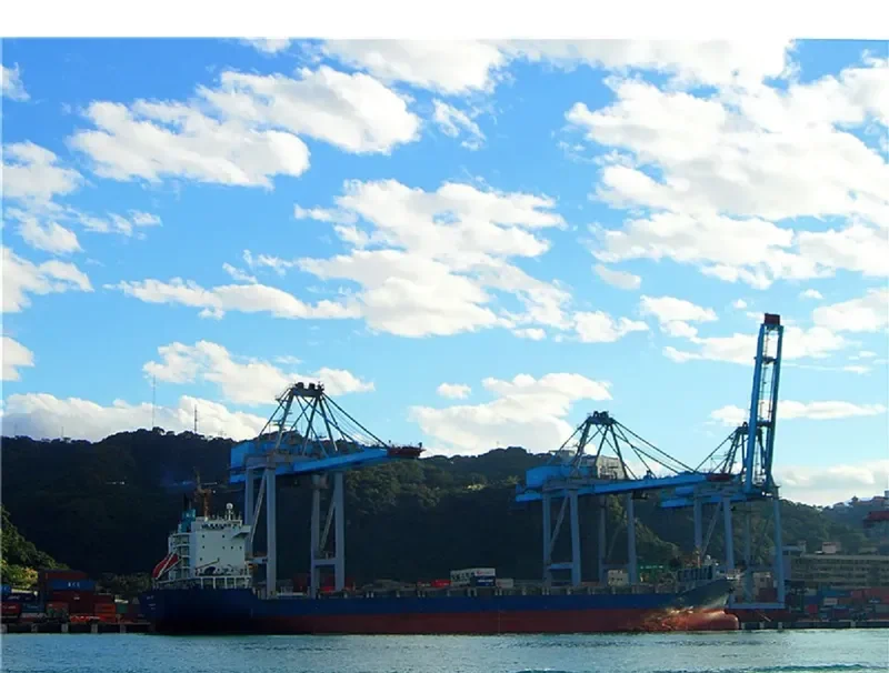 KAMA BHUM Container Ship IMO 9133331 photo 9