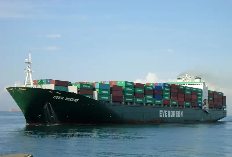 EVER DECENT Container Ship IMO 9134244 photo 2