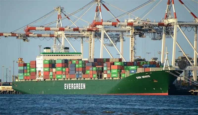 EVER DEVOTE Container Ship IMO 9134268 photo 10
