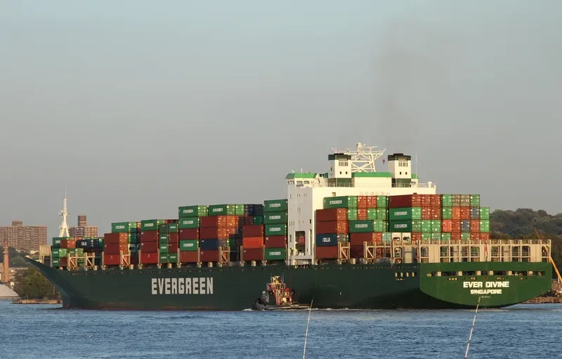 EVER DIVINE Container Ship IMO 9134282 photo 9