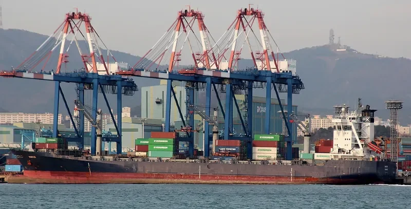 HS MASTER Container Ship IMO 9134608 photo 4