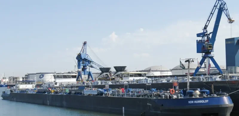VON HUMBOLDT Tanker IMO 9136395 photo 9