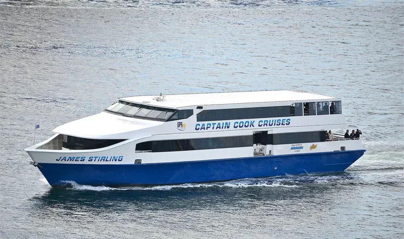 JAMES STIRLING Passenger Ship IMO 9137088