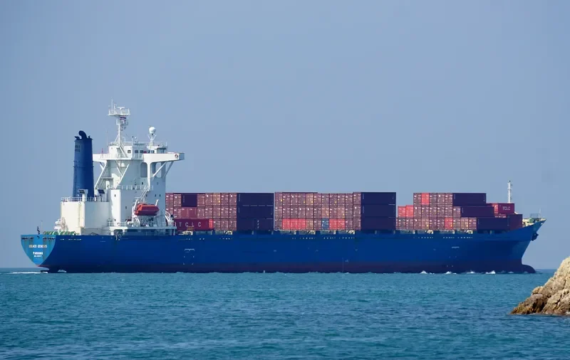 ISEACO GENESIS Container Ship IMO 9138147 photo 2