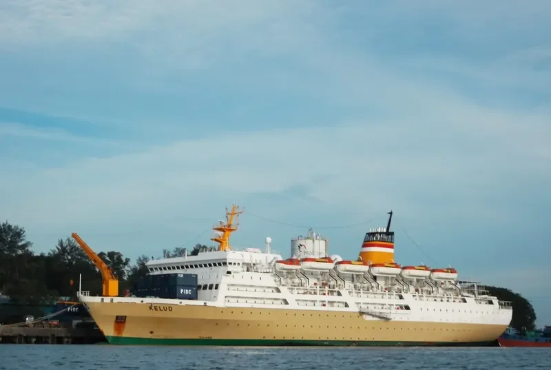 KELUD Passenger Ship IMO 9139684 photo 2
