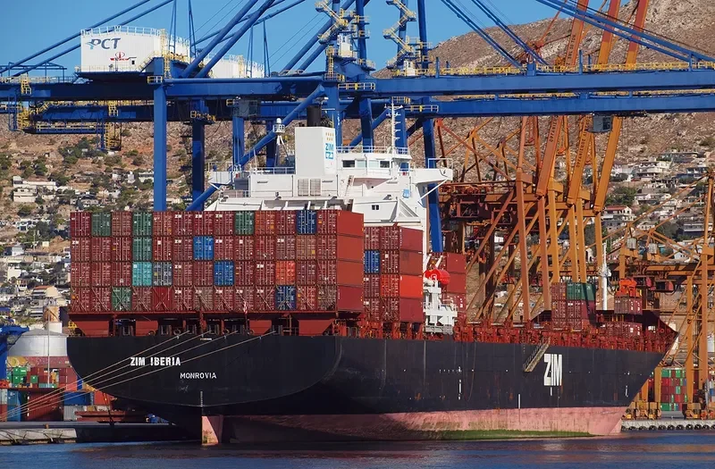 ZIM IBERIA Container Ship IMO 9139919 photo 8