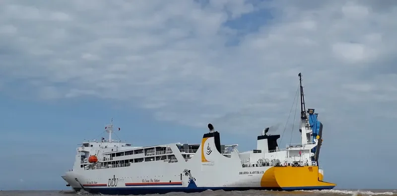 DHARMA KARTIKA IX Ro-Ro IMO 9140023 photo 3