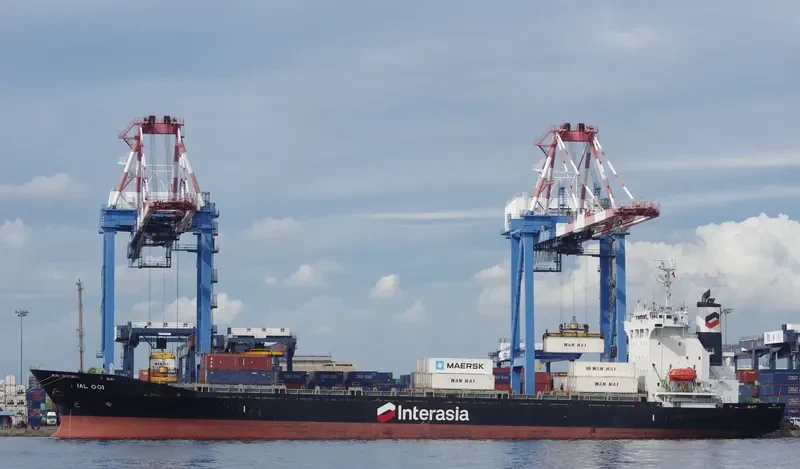 IAL 001 Container Ship IMO 9140061