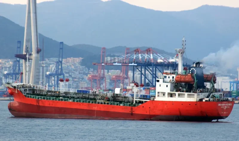 WIND RIDER 8 Tanker IMO 9140877 photo 5