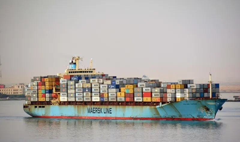 SEALAND CHARGER Container Ship IMO 9143001 photo 2