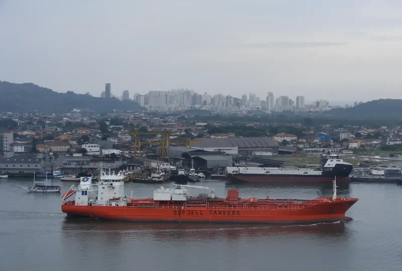 BOW OCEANIC Tanker IMO 9143221 photo 9