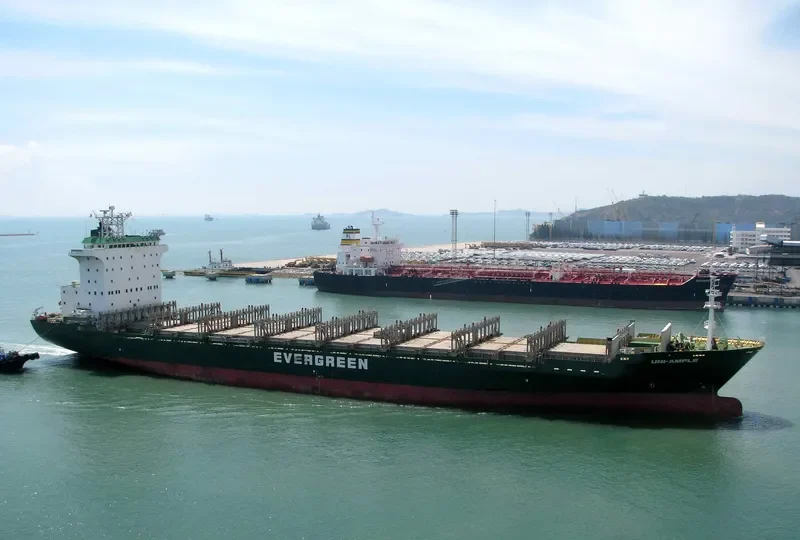 ANGELA Container Ship IMO 9143336 photo 6