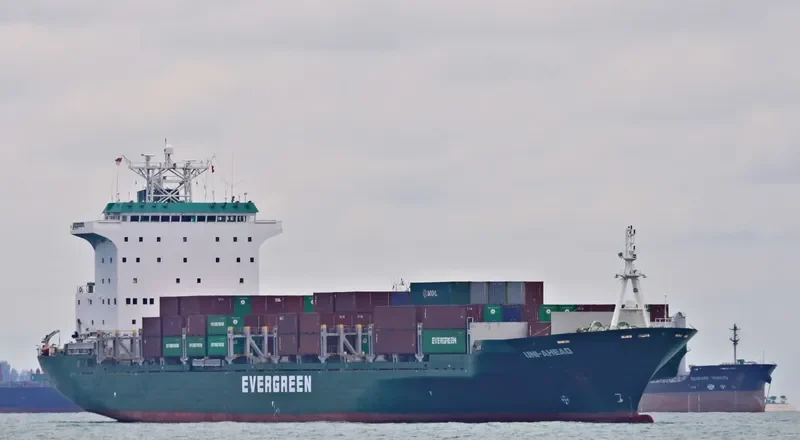 UNI Container Ship IMO 9143348 photo 3