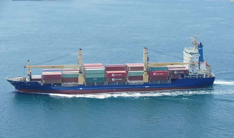 LILA BHUM Container Ship IMO 9143465