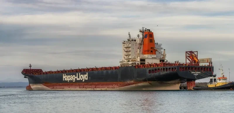 LONDON EXPRESS Container Ship IMO 9143568 photo 8