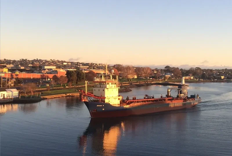BRAGE R General Cargo IMO 9144380 photo 6