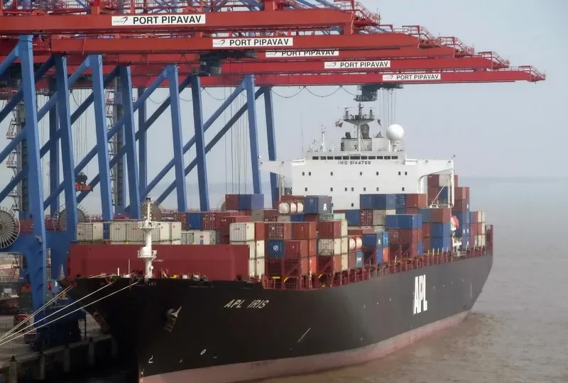 APL IRIS Container Ship IMO 9144768 photo 5