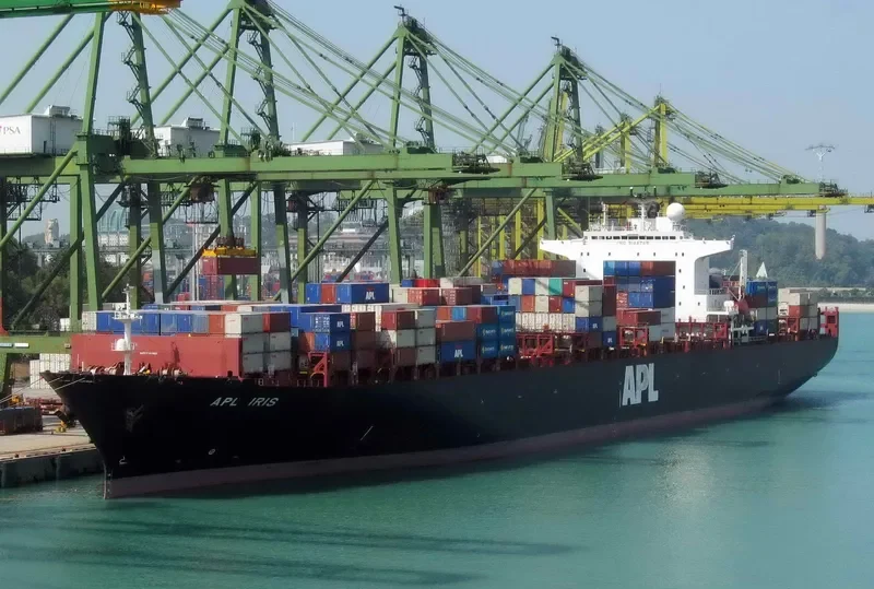APL IRIS Container Ship IMO 9144768 photo 10