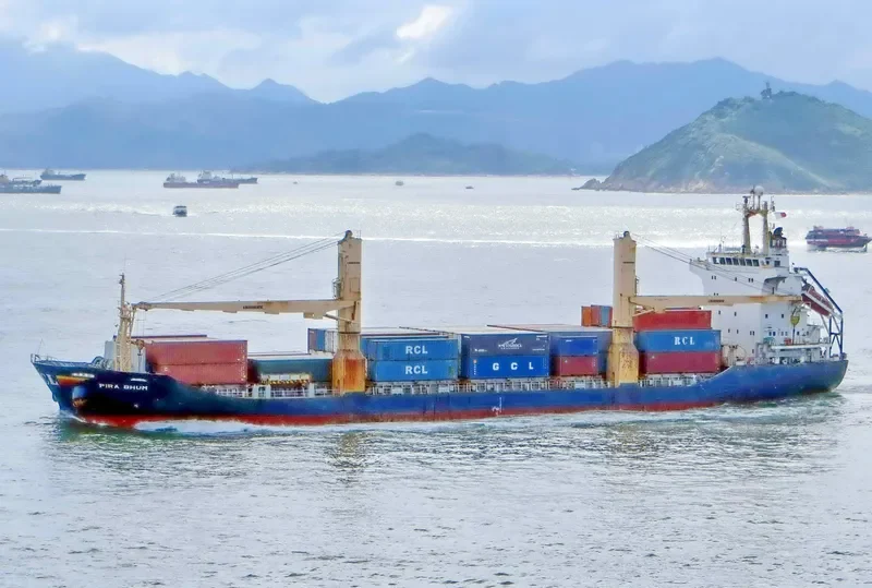 PIRA BHUM Container Ship IMO 9145293 photo 3