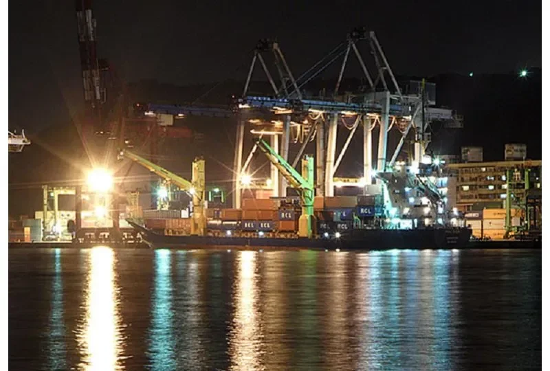 PIRA BHUM Container Ship IMO 9145293 photo 10