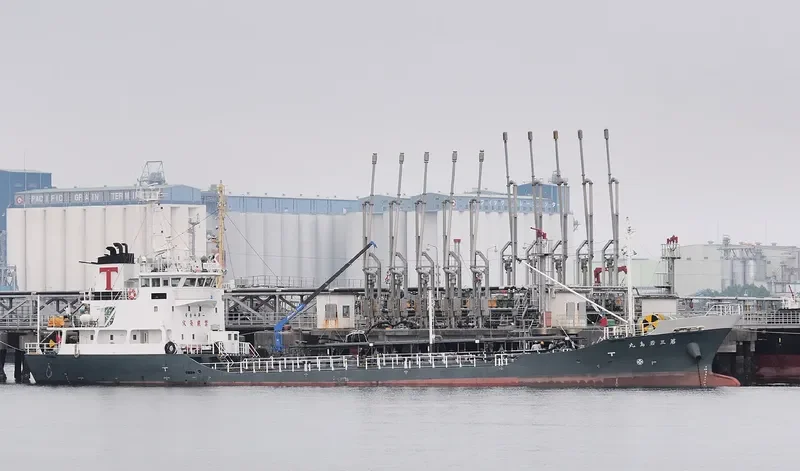 DRAGON TEN Tanker IMO 9145827