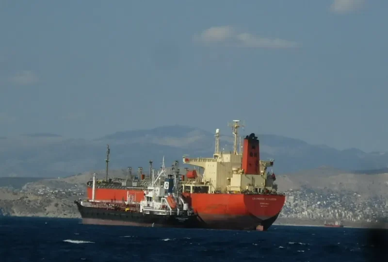 SPLENDOUR Tanker IMO 9145841 photo 8