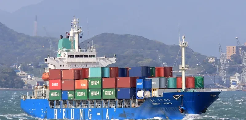 HEUNG A JAKARTA Container Ship IMO 9146297 photo 5