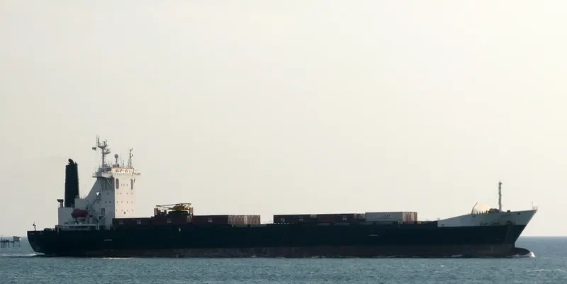 KUO LUNG Container Ship IMO 9148544 photo 6