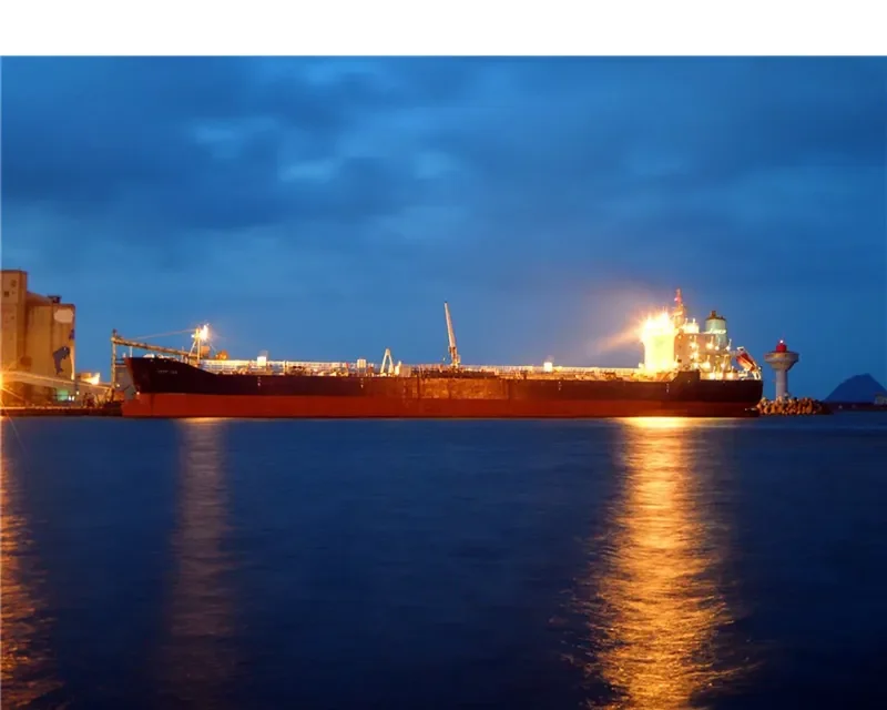 AZOV SEA Tanker IMO 9149237 photo 3