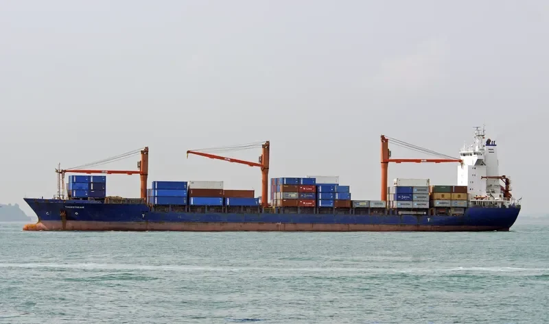 THORSTREAM Container Ship IMO 9149873 photo 3