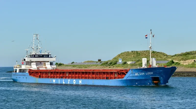 WILSON LEER Container Ship IMO 9150482 photo 8