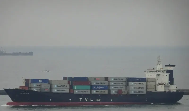 TVL XIAMEN Container Ship IMO 9150858 photo 4