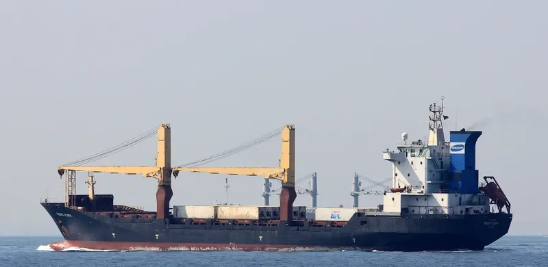 TVL XIAMEN Container Ship IMO 9150858 photo 7