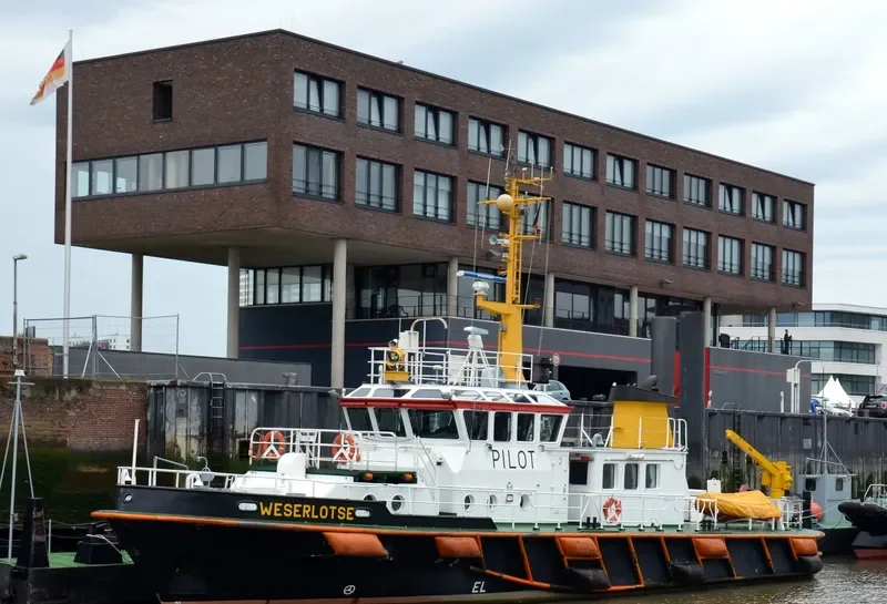 WESERLOTSE General Cargo IMO 9154804 photo 9