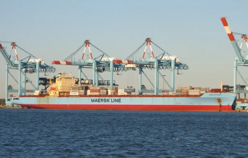 MAERSK GEORGIA Container Ship IMO 9155119 photo 7