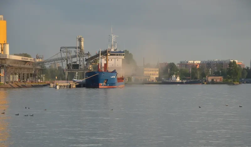 LISTER General Cargo IMO 9155963 photo 7