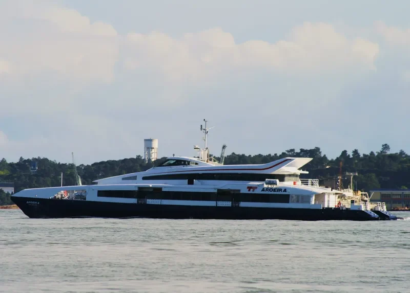 AROEIRA Passenger Ship IMO 9156010 photo 10