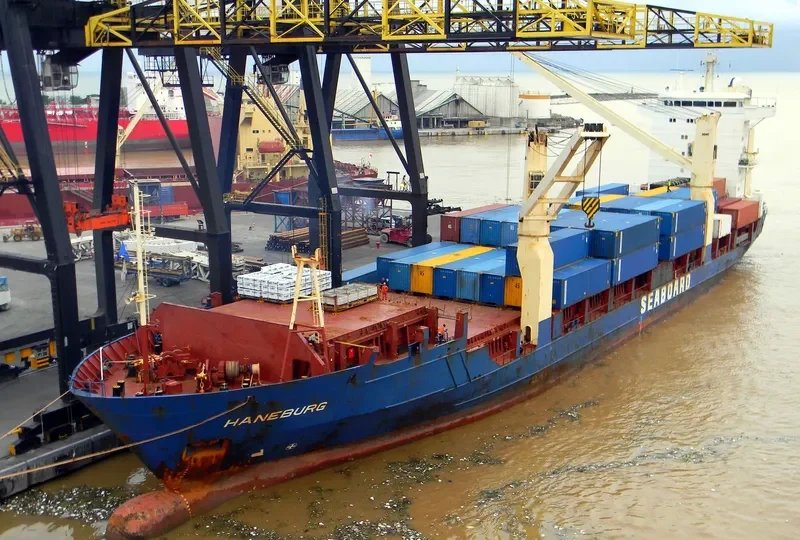 HANEBURG Container Ship IMO 9156400 photo 10