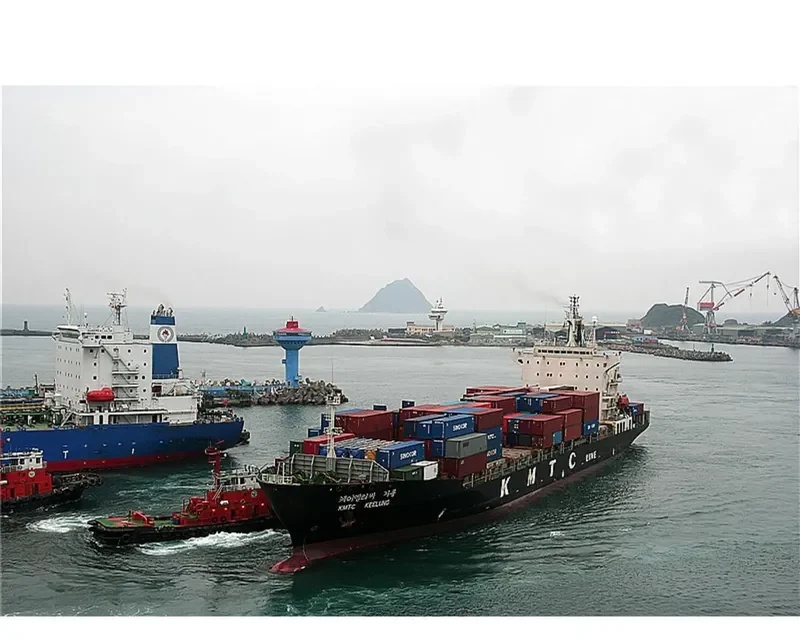 KMTC KEELUNG Container Ship IMO 9157741 photo 5