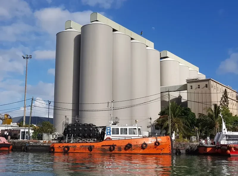 KESTREL Tug Boat IMO 9157909 photo 3