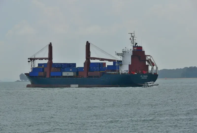 MERATUS KALABAHI Container Ship IMO 9157961 photo 4