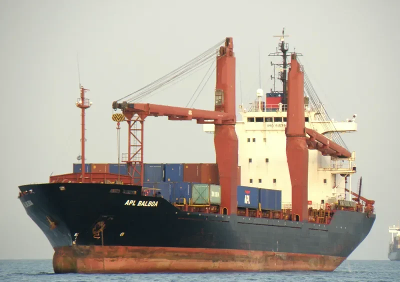 MERATUS KALABAHI Container Ship IMO 9157961 photo 5